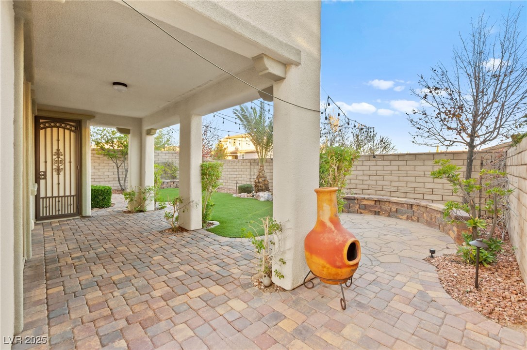 740 Catalina Aisle Street