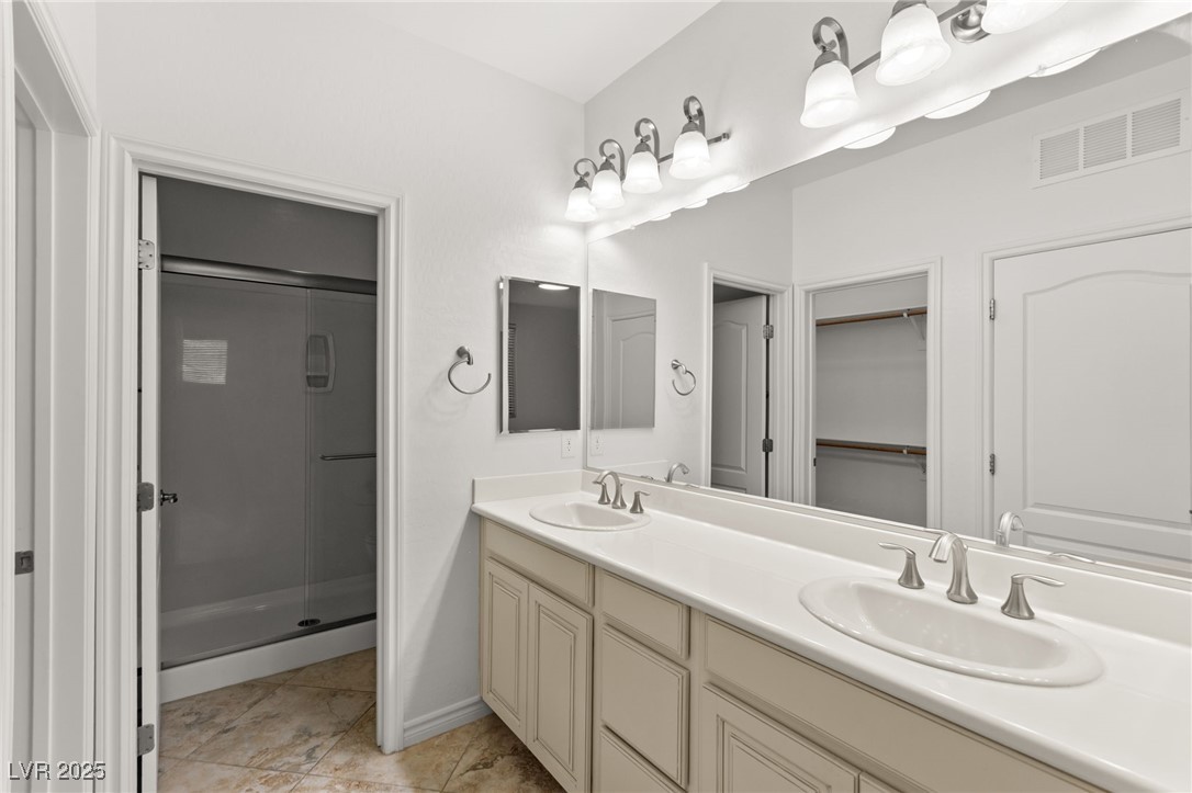 740 Catalina Aisle Street