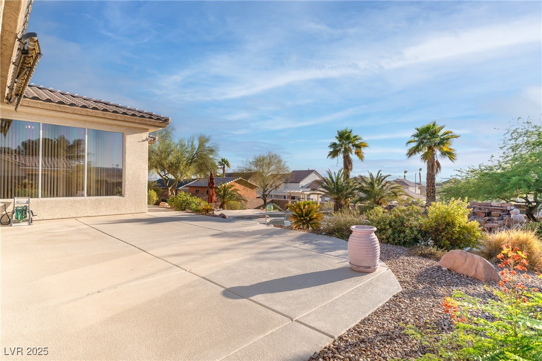 1239 North Hollywood Boulevard