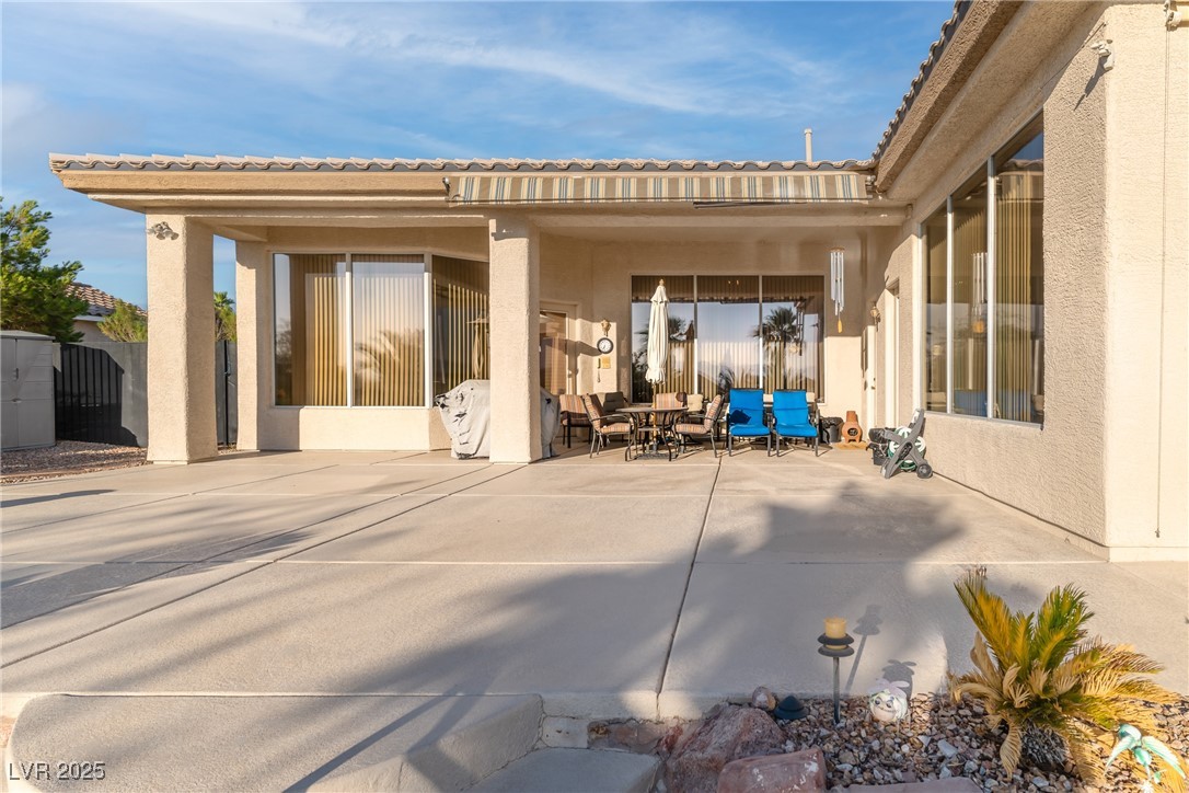 1239 North Hollywood Boulevard