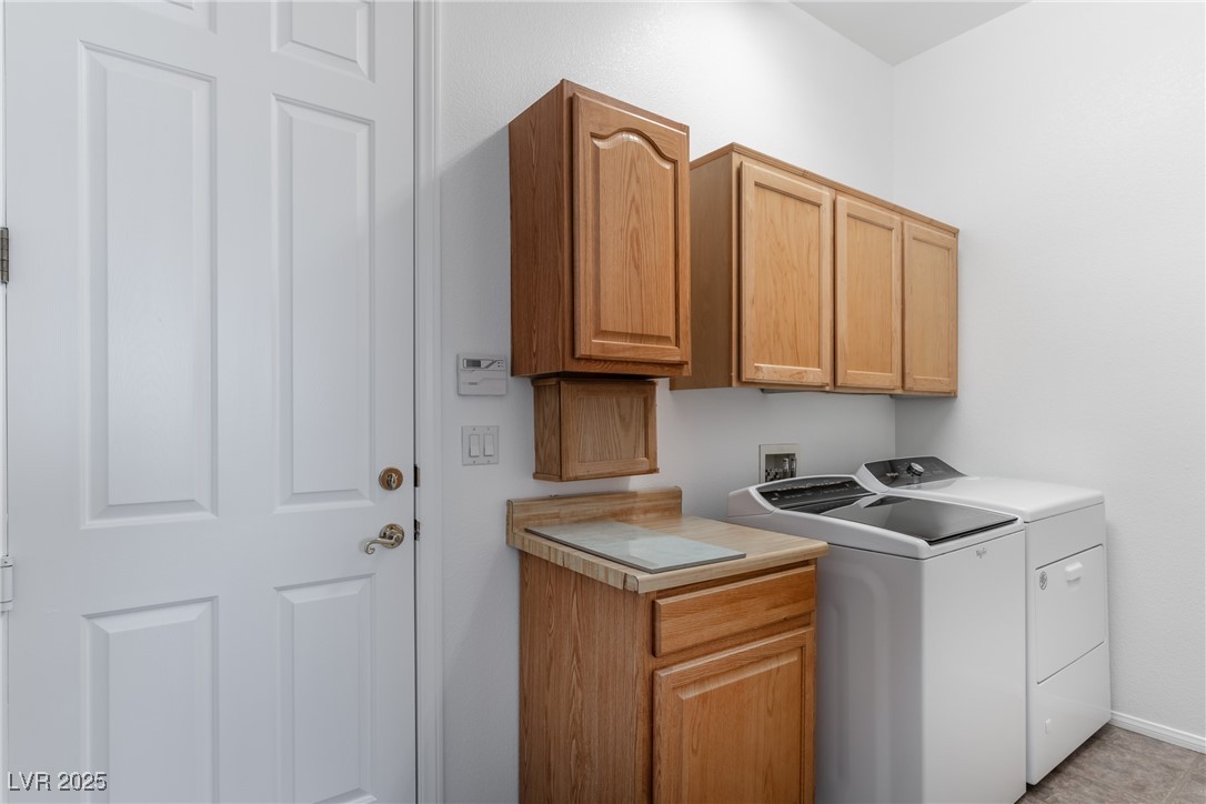 1239 North Hollywood Boulevard