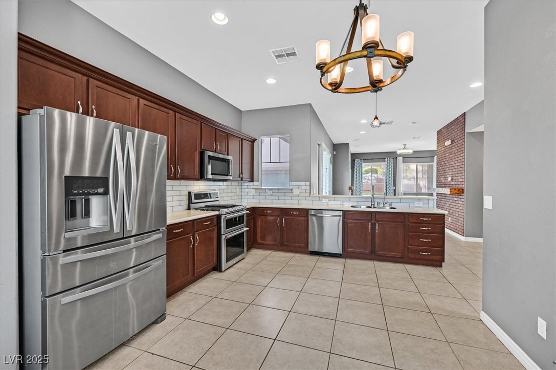 6623 Chinatown Street