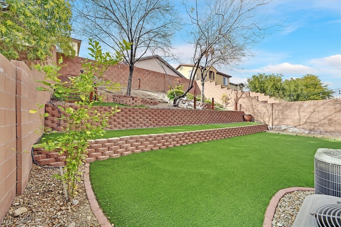 6623 Chinatown Street