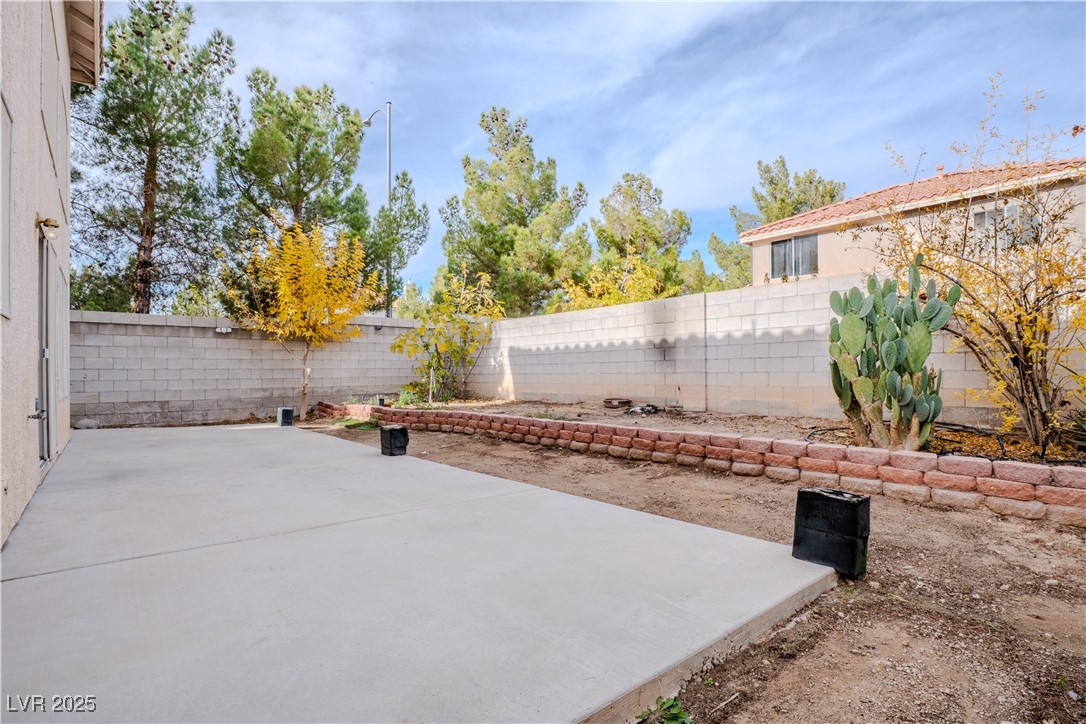 9792 Sonora Bend Avenue
