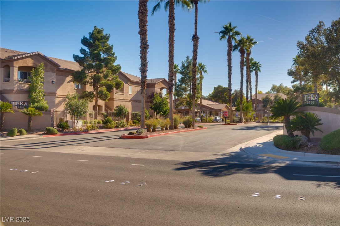 5751 East Hacienda Avenue 256