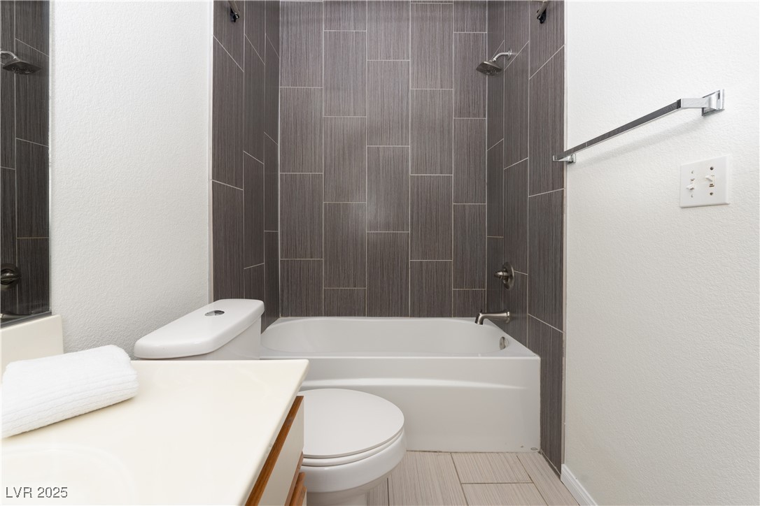 5751 East Hacienda Avenue 256