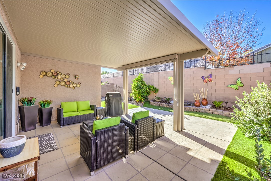 10939 Castle Fountain Street