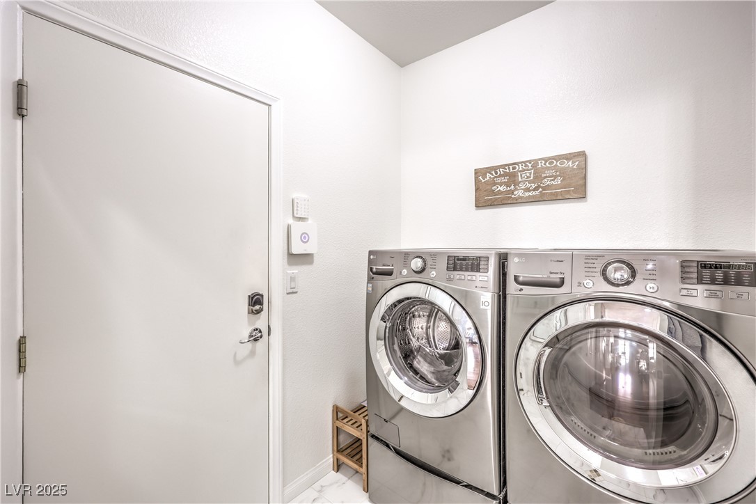 10939 Castle Fountain Street