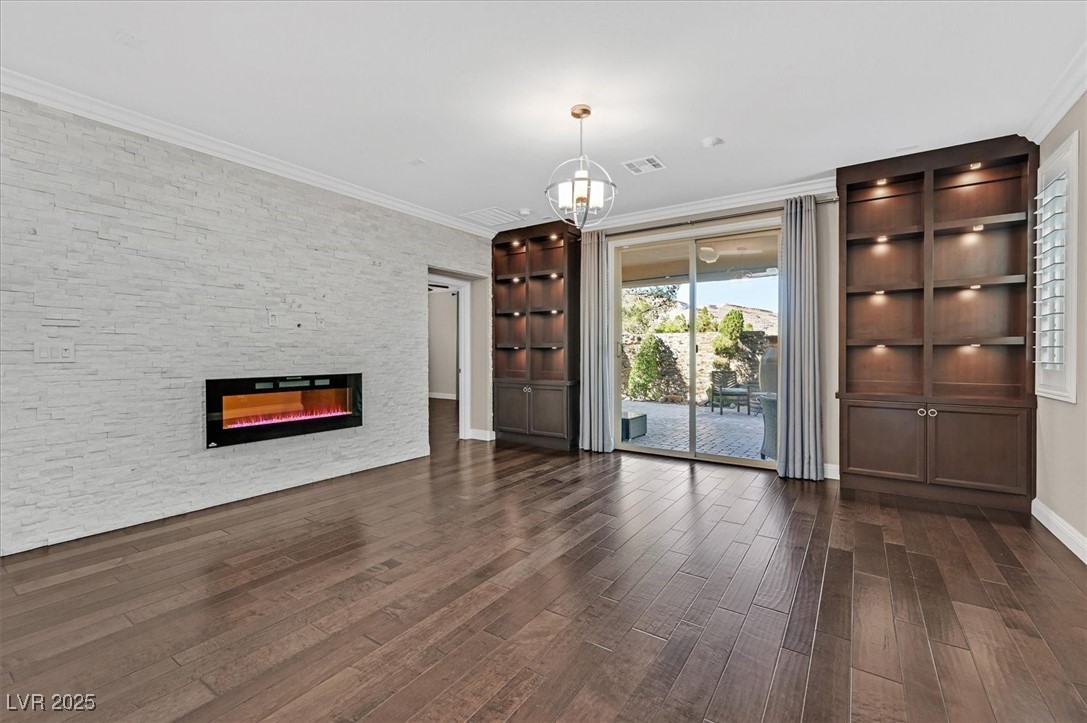 12243 Kings Eagle Street