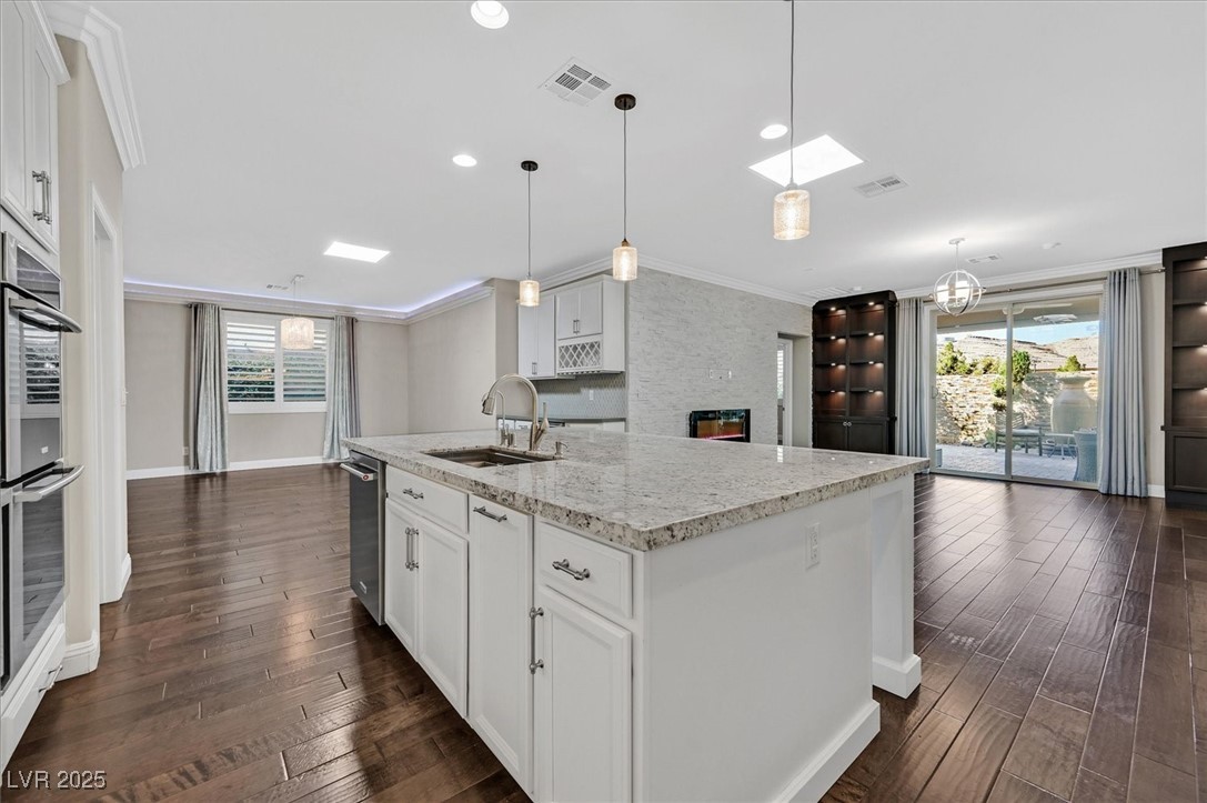 12243 Kings Eagle Street