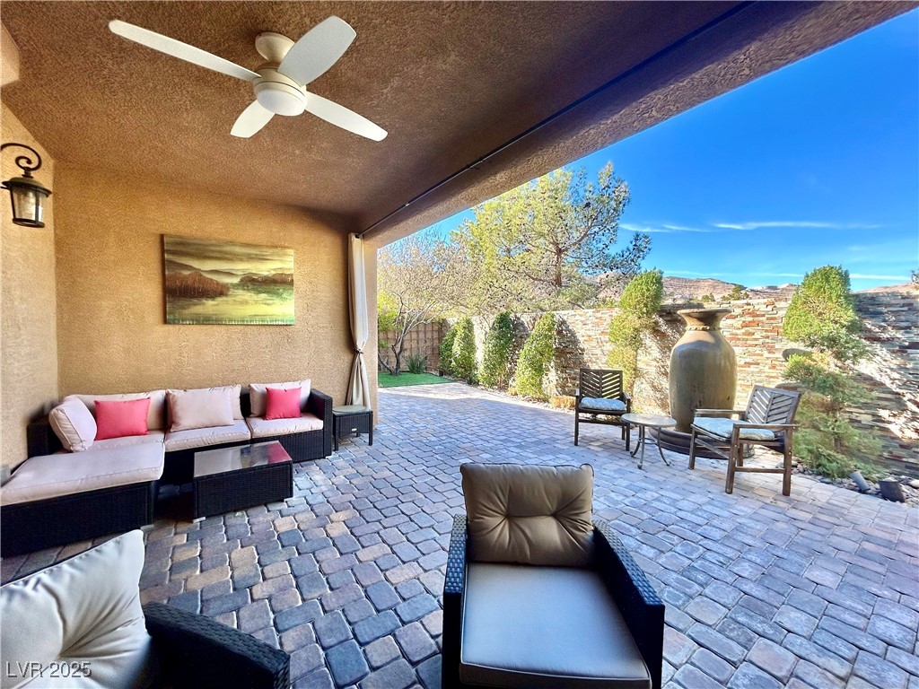 12243 Kings Eagle Street