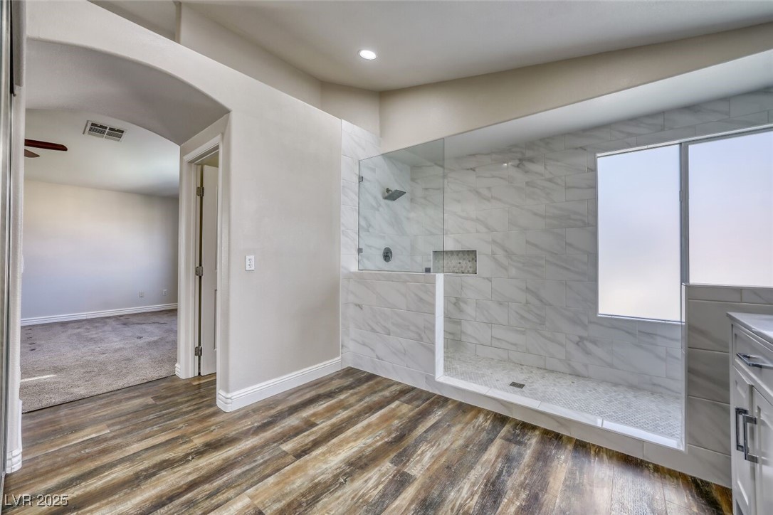 2412 La Sierra Street