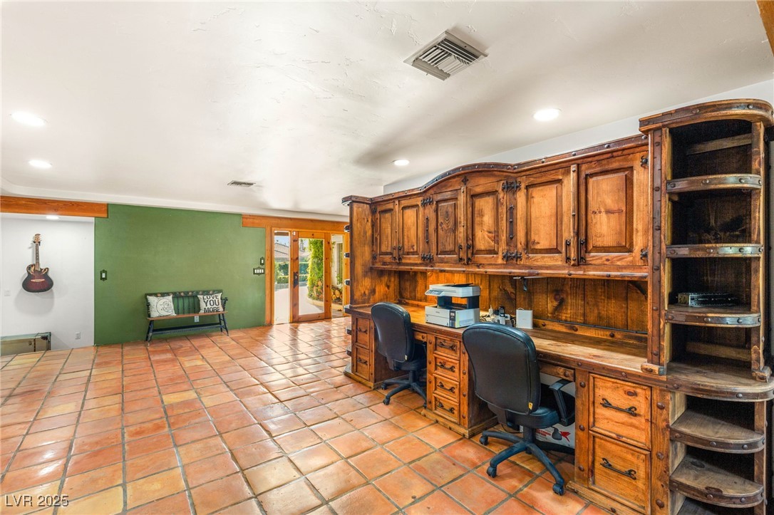 8480 West Ann Road