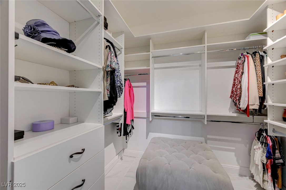 5041 Portraits Place