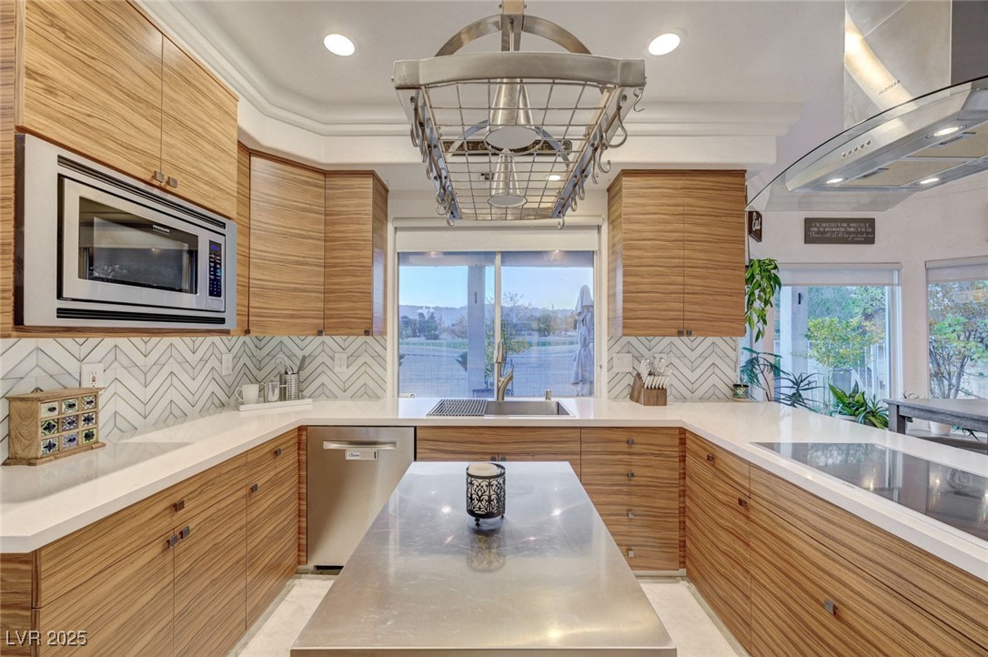 5041 Portraits Place