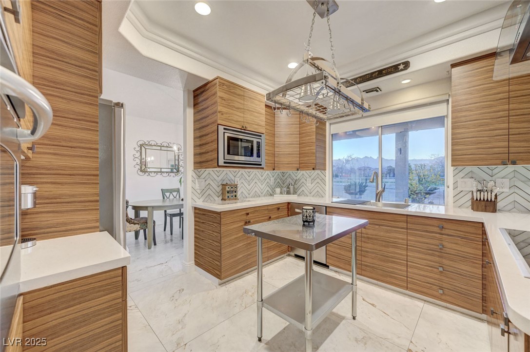 5041 Portraits Place