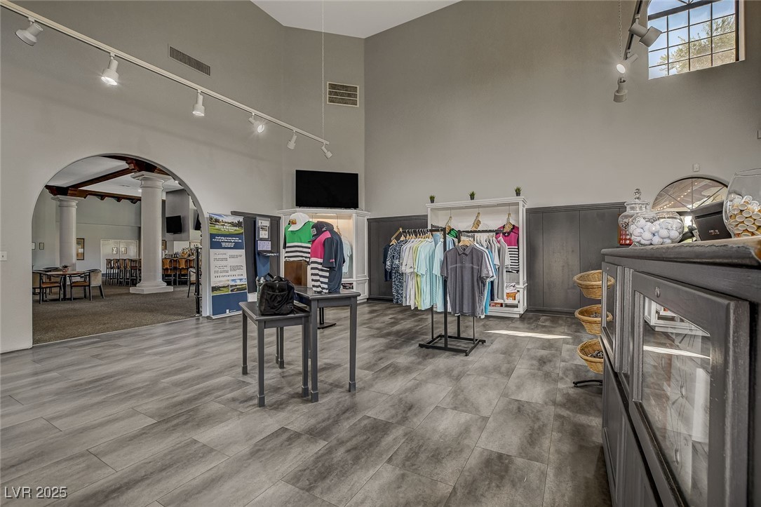 5041 Portraits Place