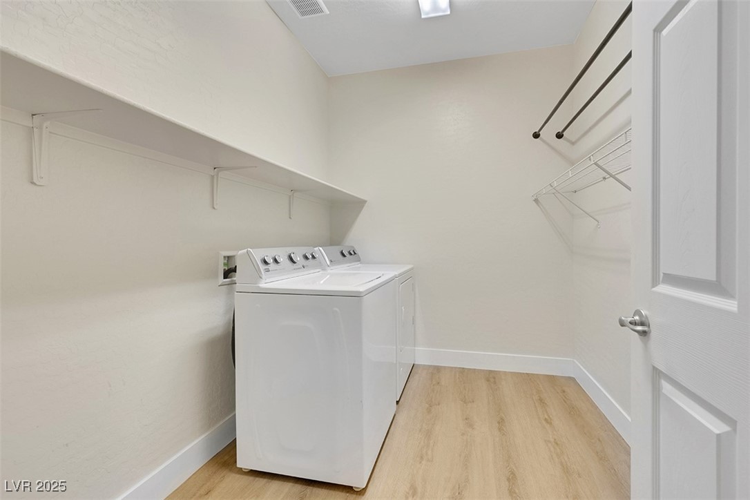 496 Punto Vallata Drive