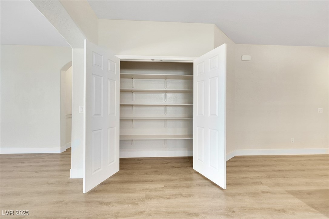 496 Punto Vallata Drive