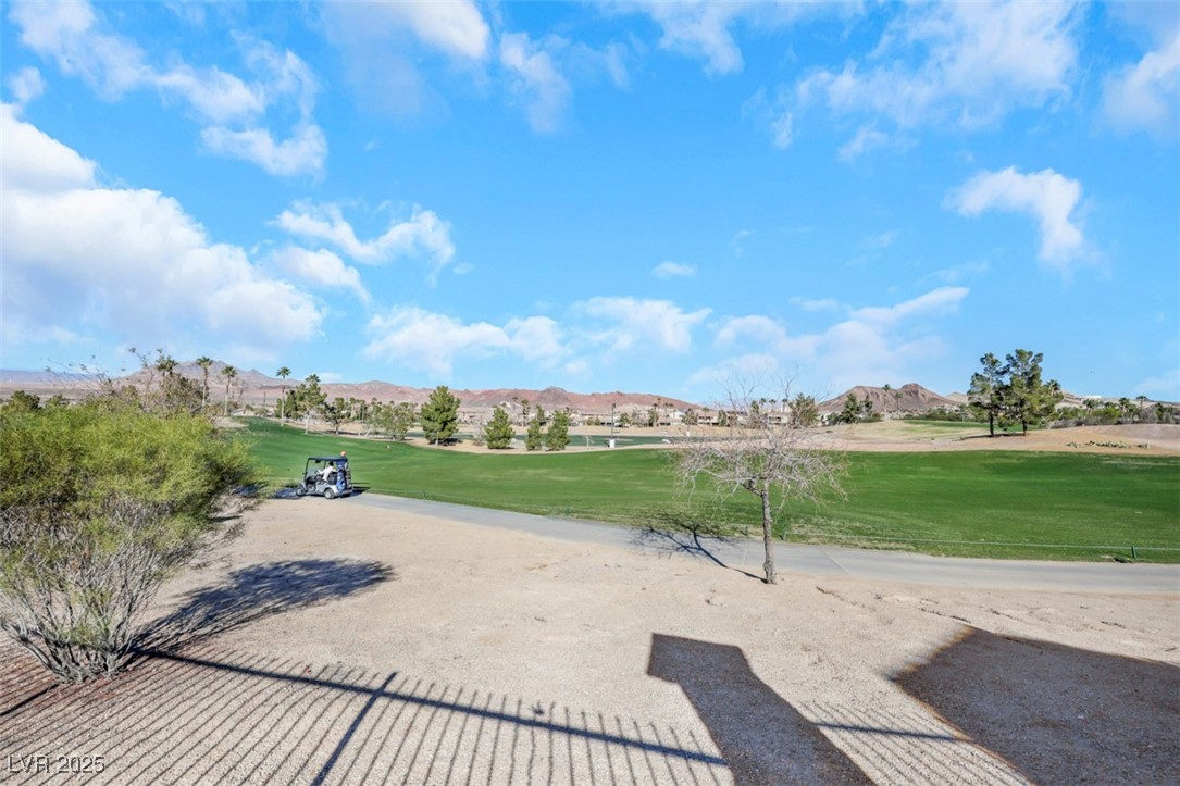 496 Punto Vallata Drive