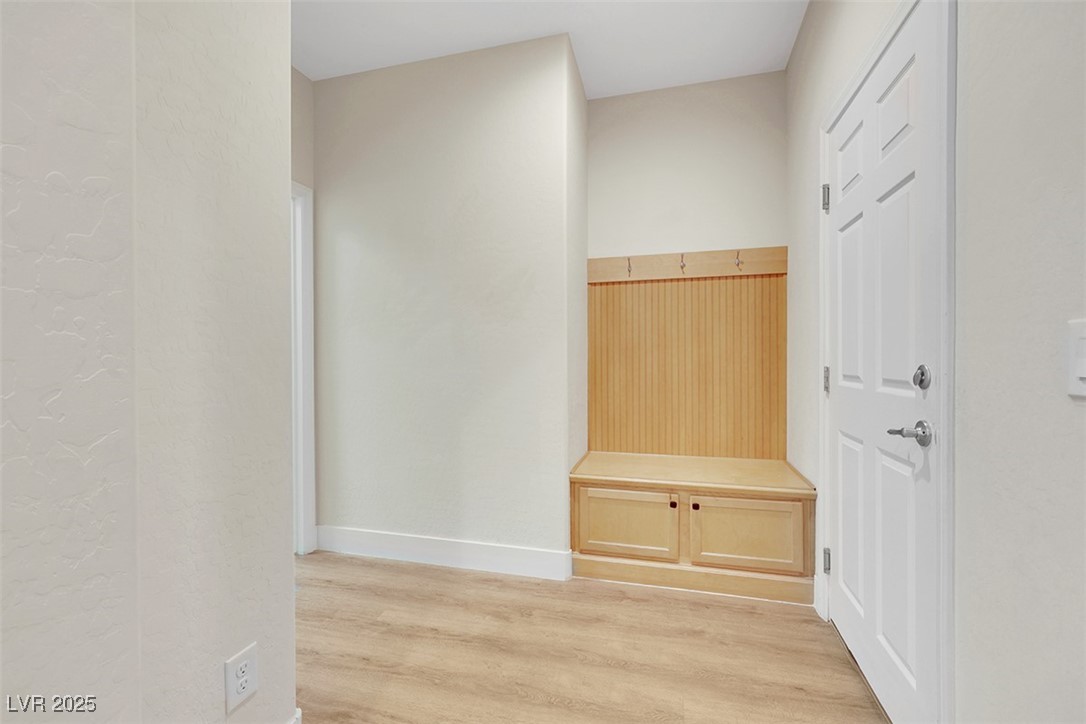 496 Punto Vallata Drive