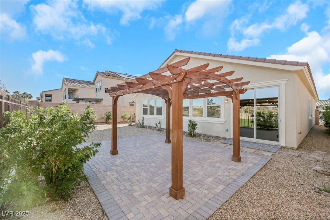 496 Punto Vallata Drive