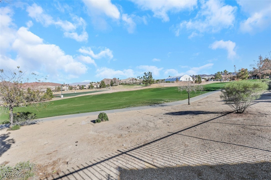 496 Punto Vallata Drive