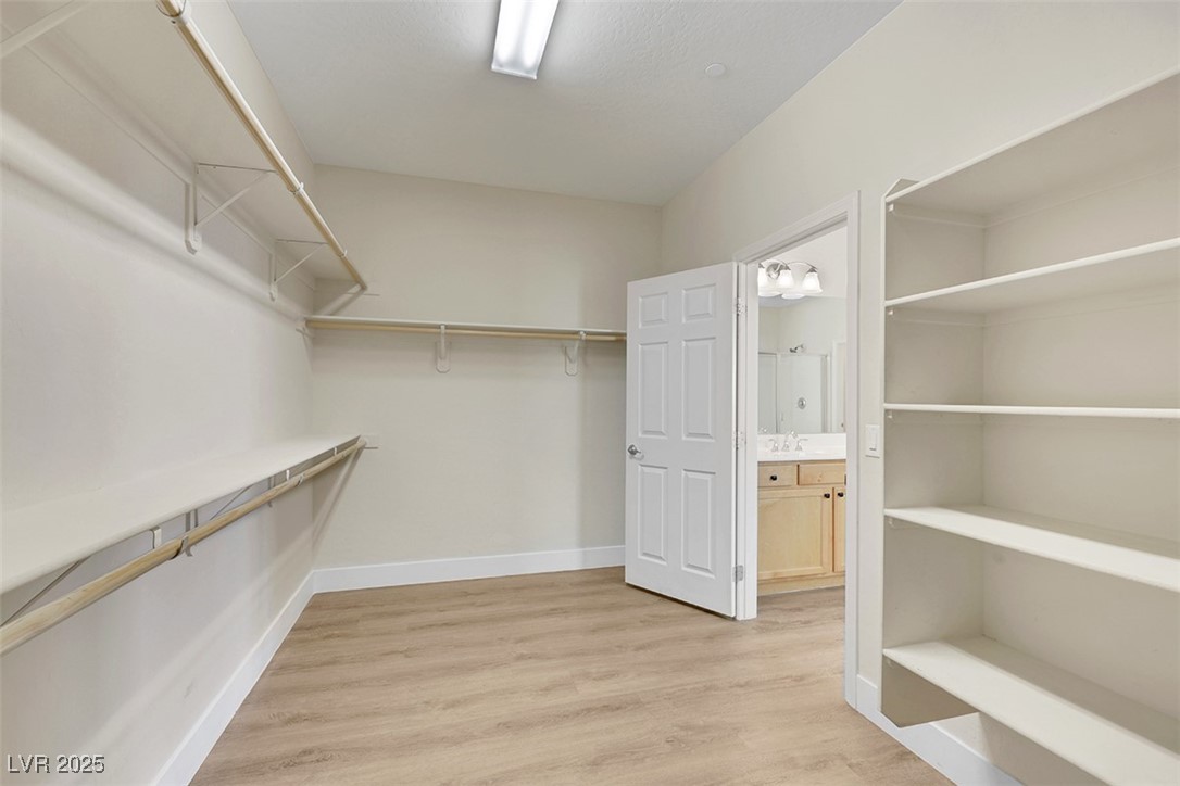 496 Punto Vallata Drive