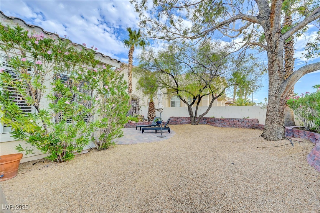 8809 Las Olivas Avenue