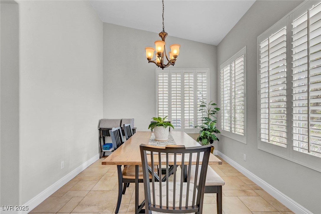 8809 Las Olivas Avenue