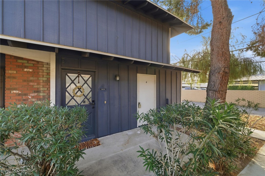 1521 Elizabeth Avenue 4