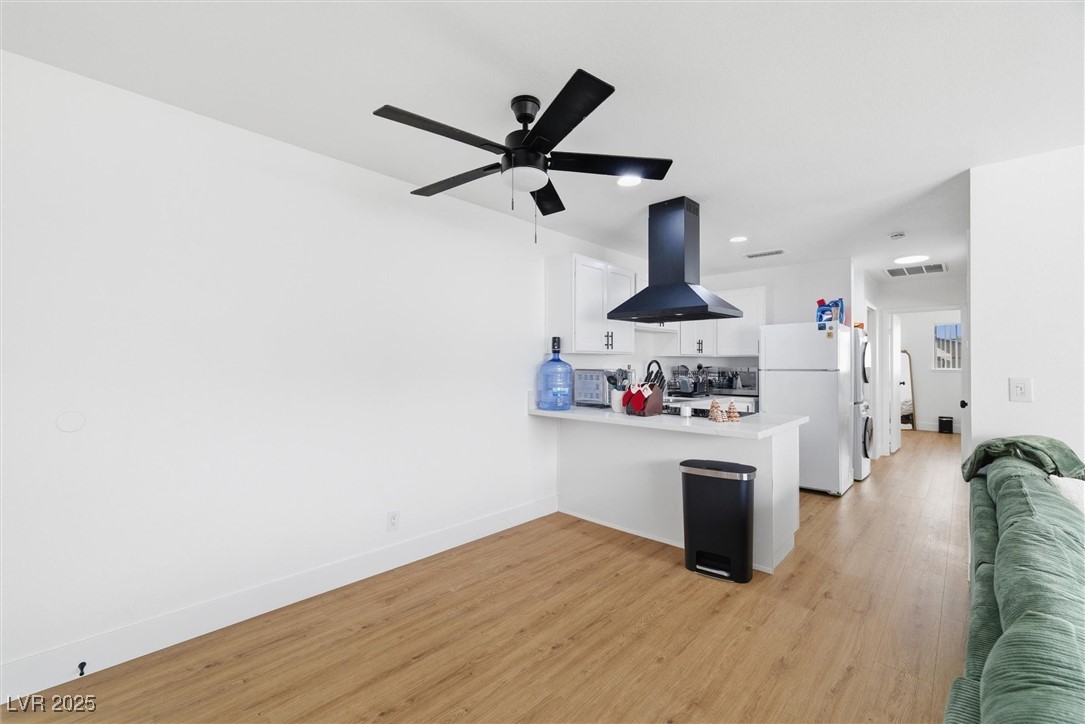 1521 Elizabeth Avenue 4