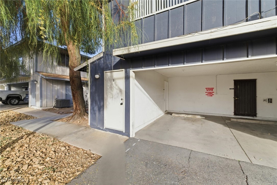 1521 Elizabeth Avenue 4