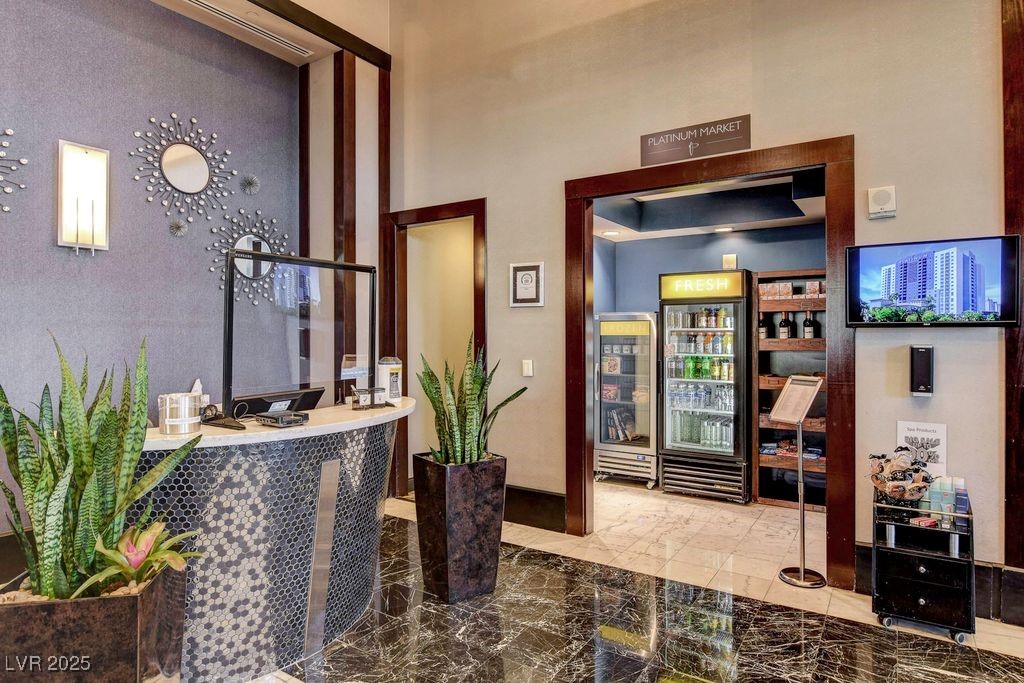 211 East Flamingo Road 601