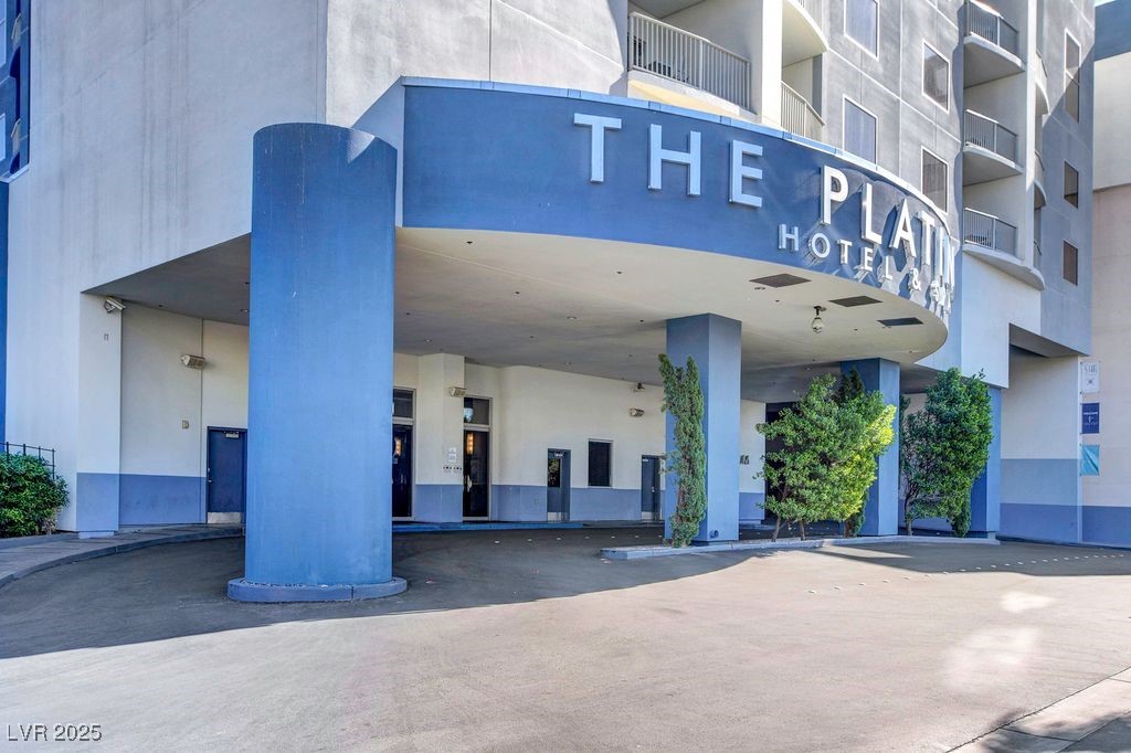 211 East Flamingo Road 601
