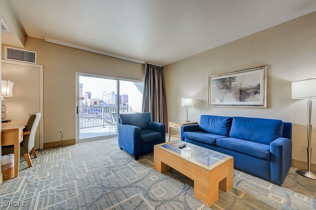 211 East Flamingo Road 601