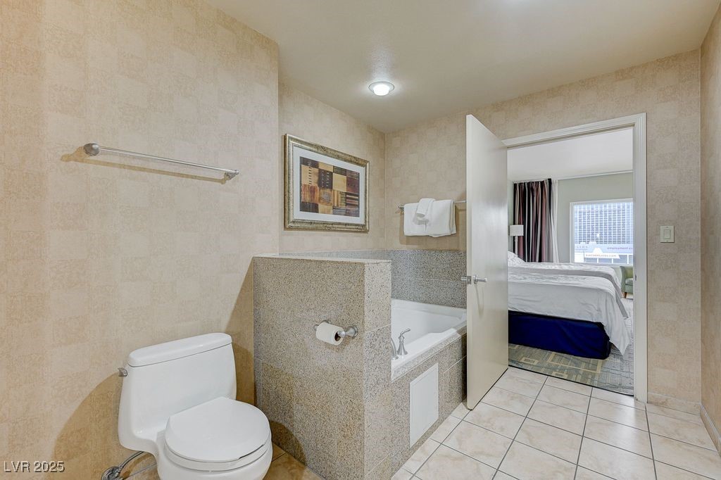 211 East Flamingo Road 601