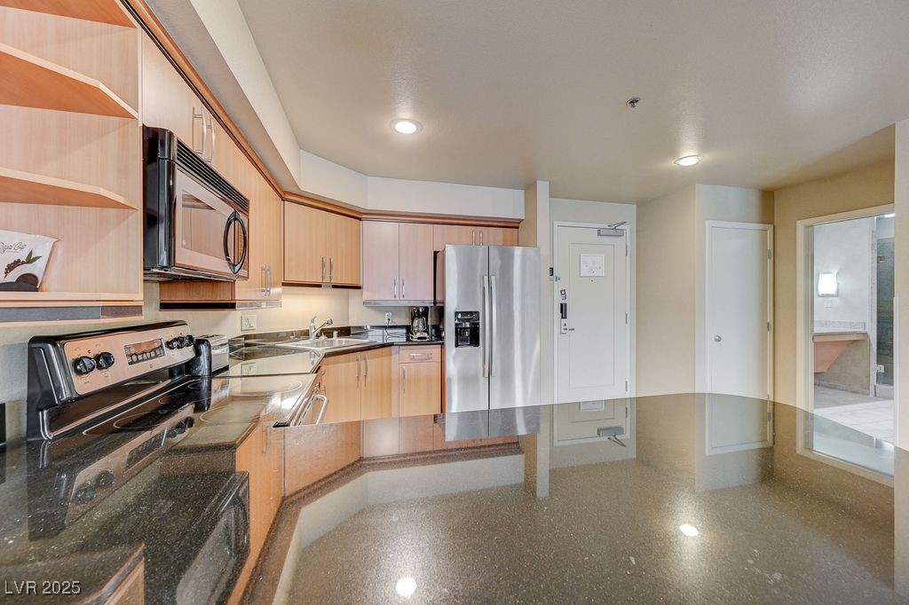211 East Flamingo Road 601
