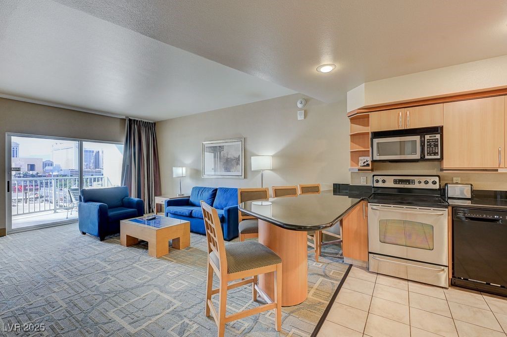 211 East Flamingo Road 601