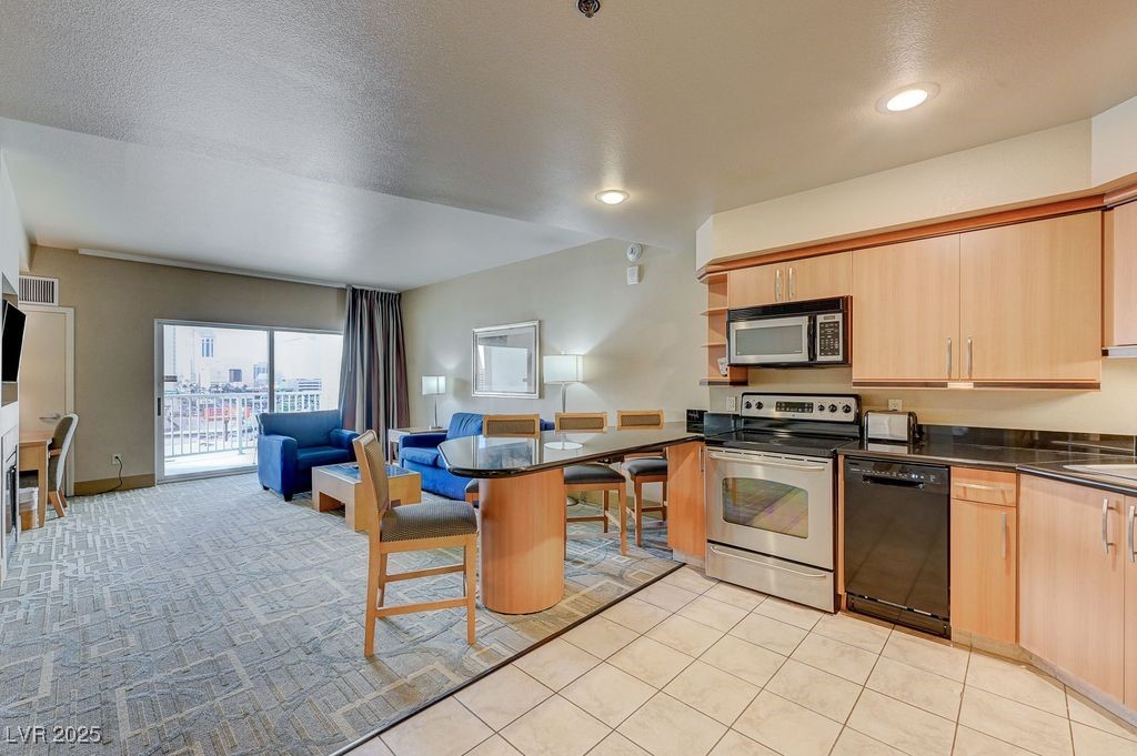 211 East Flamingo Road 601