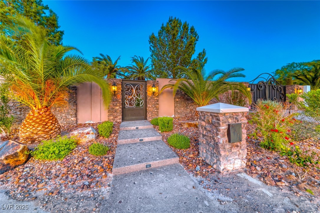 9920 Rancho Destino Road