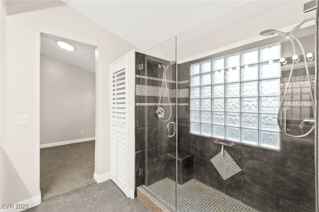 7804 Thorne Pine Avenue