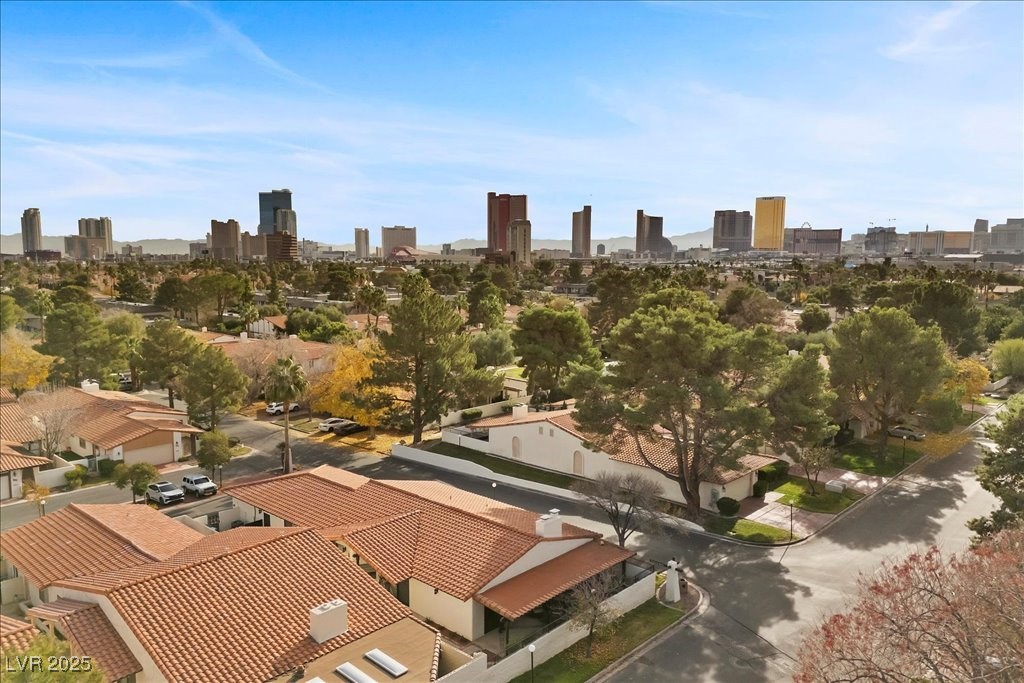 1912 Plaza De La Cruz