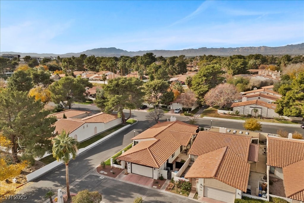 1912 Plaza De La Cruz