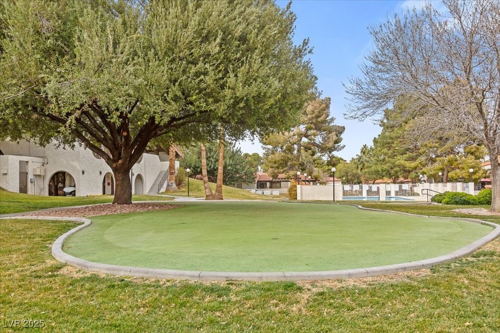 1912 Plaza De La Cruz