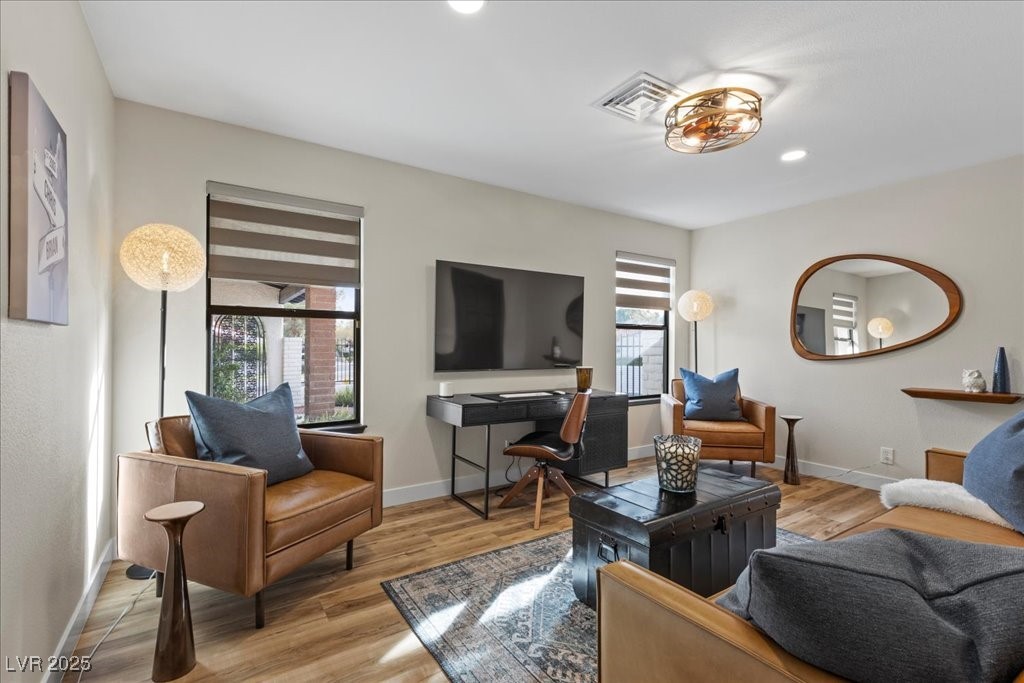 1912 Plaza De La Cruz