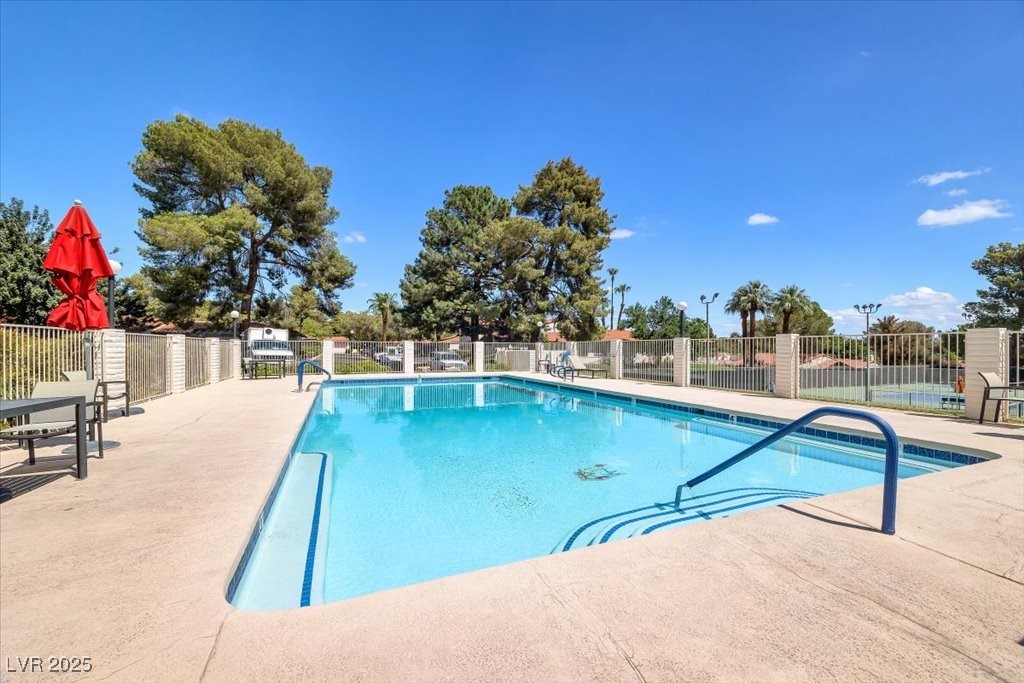 1912 Plaza De La Cruz