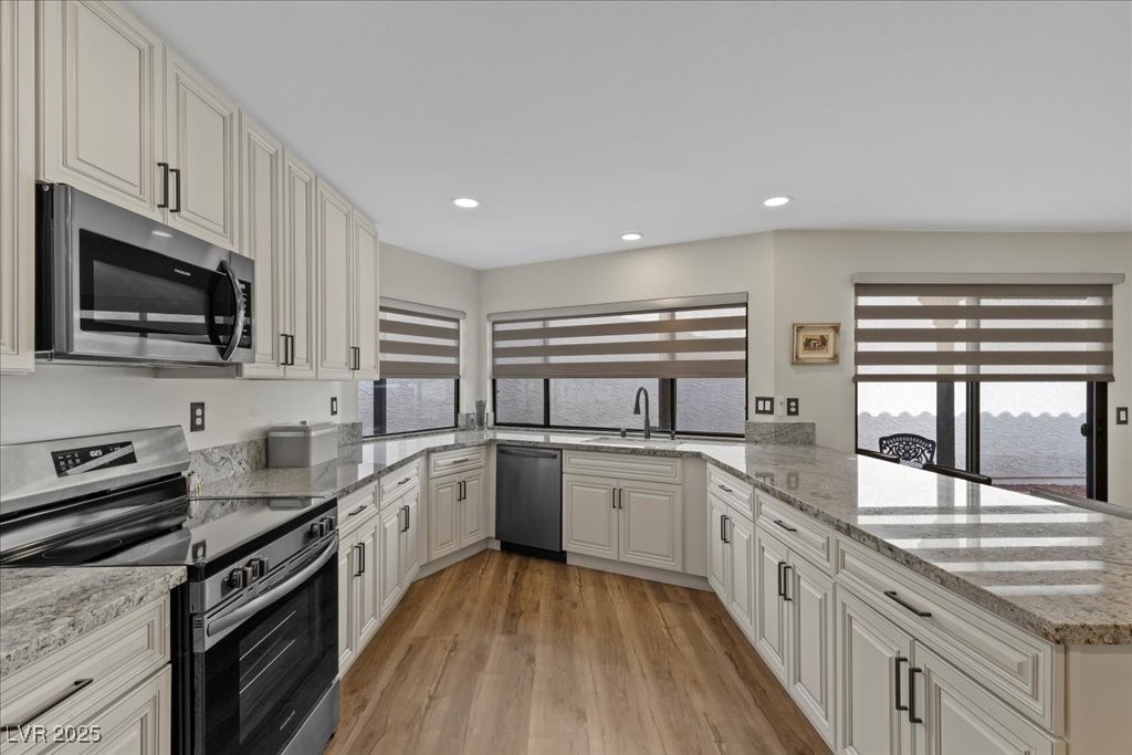 1912 Plaza De La Cruz