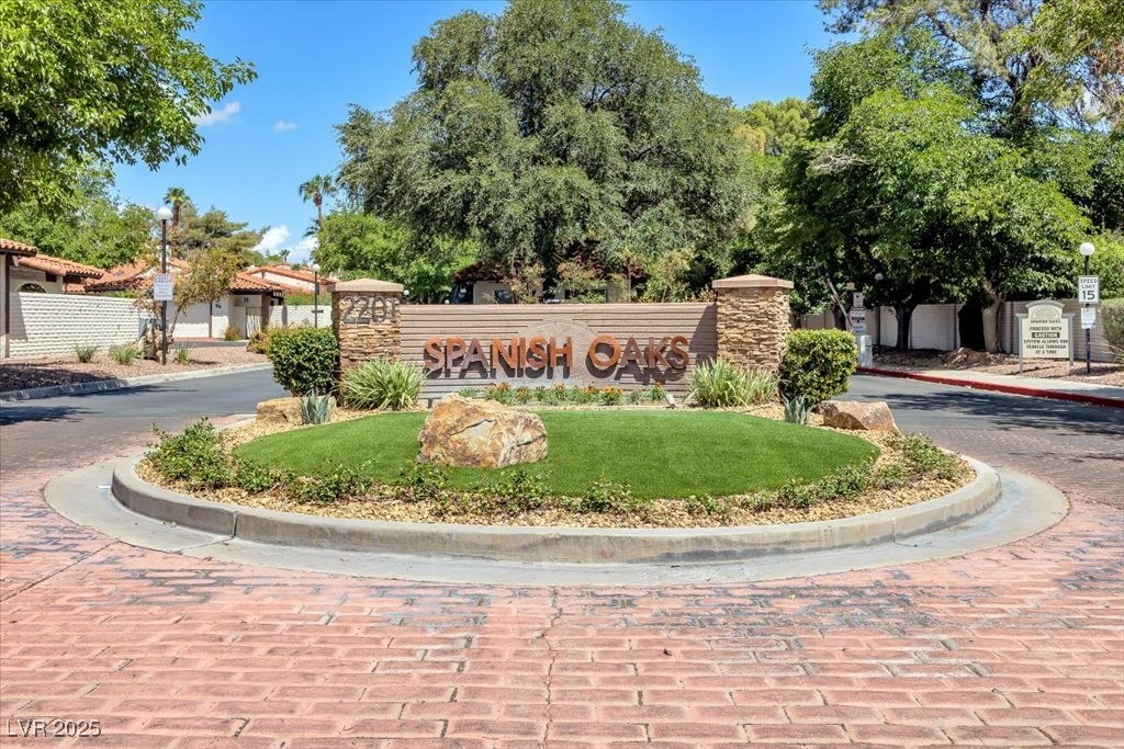 1912 Plaza De La Cruz