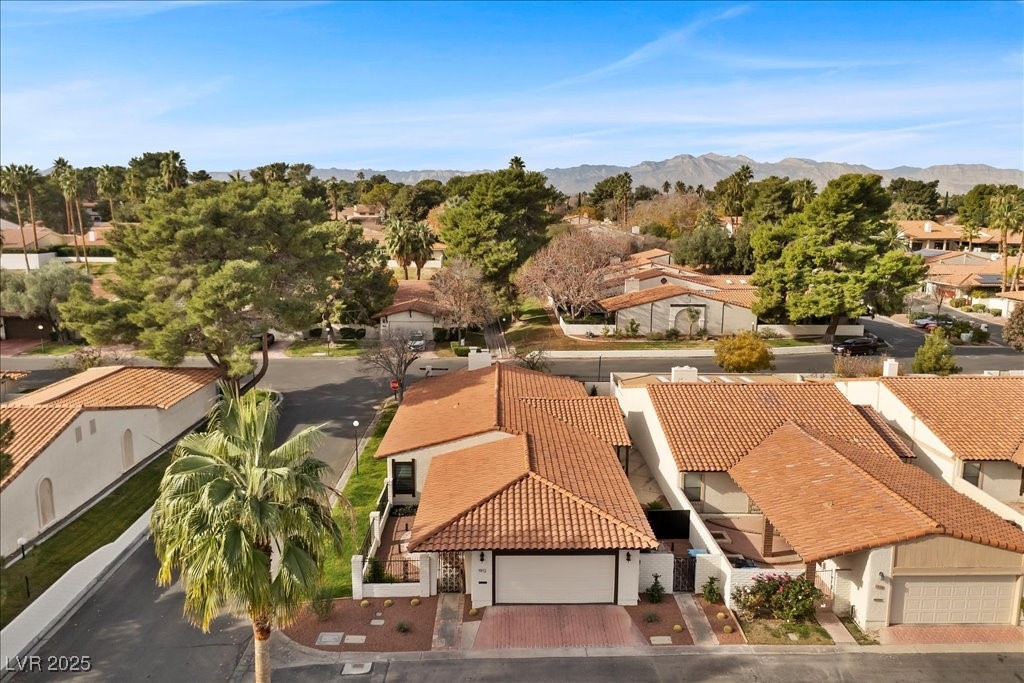 1912 Plaza De La Cruz